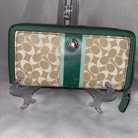 Coach Signature Heritage Stripe Chelsea Zip Around Wallet - Picture 1 of 11